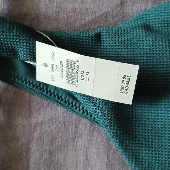 🆕️NWT Offline by Aerie Real Me Low Key Waffle Sports Bra in 'Deep Forest Green' - Picture 11 of 15